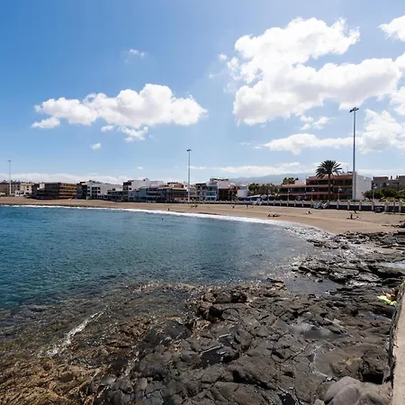 Durmiendo Sobre El Mar, Vivienda La Baja Grande